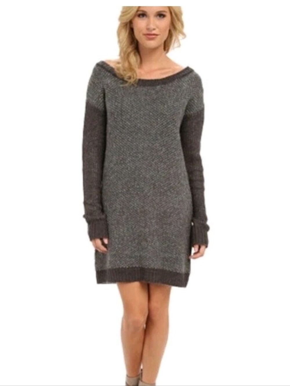 BCBG sweater dress black & white M/L